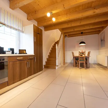 Hof Koehne - Haus Am Reitplatz 2er *