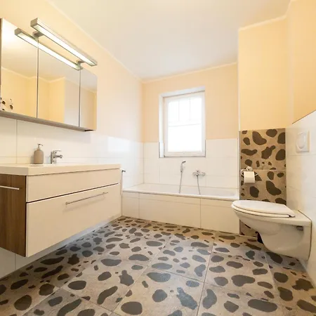 Hof Koehne - Haus Am Reitplatz 2er * Schmallenberg